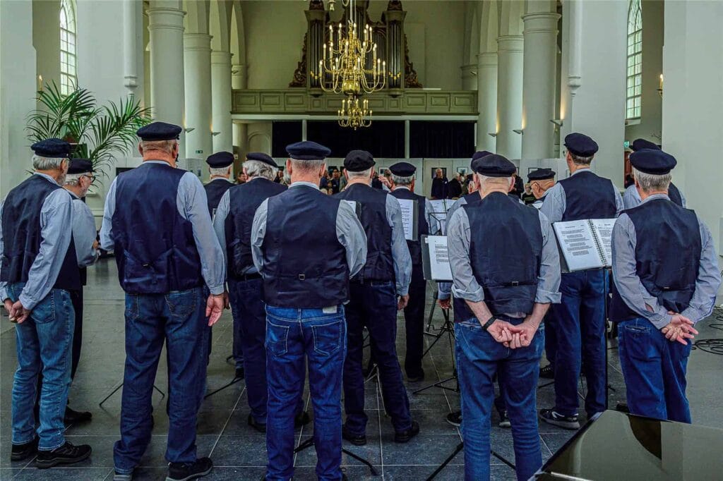 Optreden Lambertuskerk FCR dd 12 10 2024 12 50pct